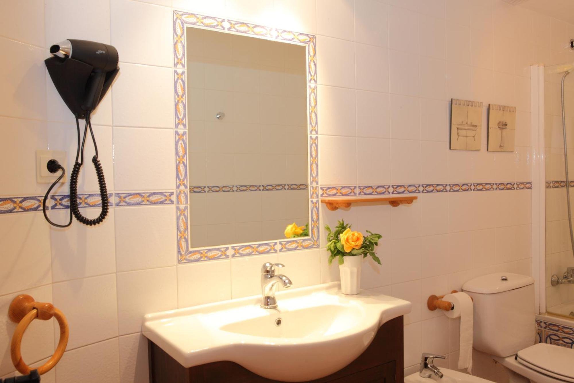 Apartamentos Alba Casa Alquesera Sahun Buitenkant foto
