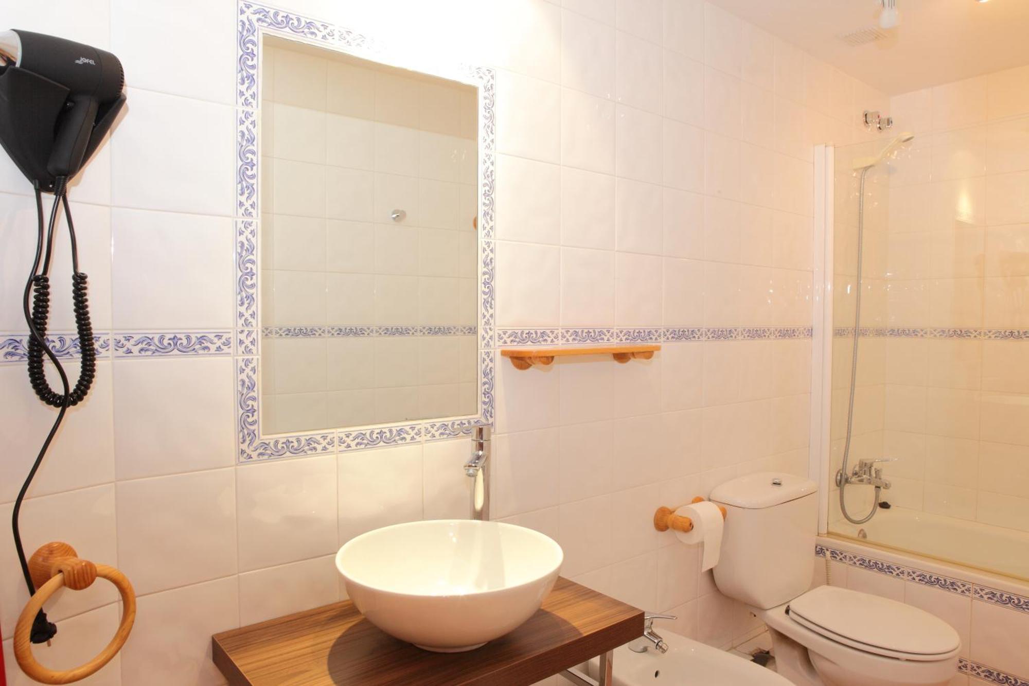 Apartamentos Alba Casa Alquesera Sahun Buitenkant foto