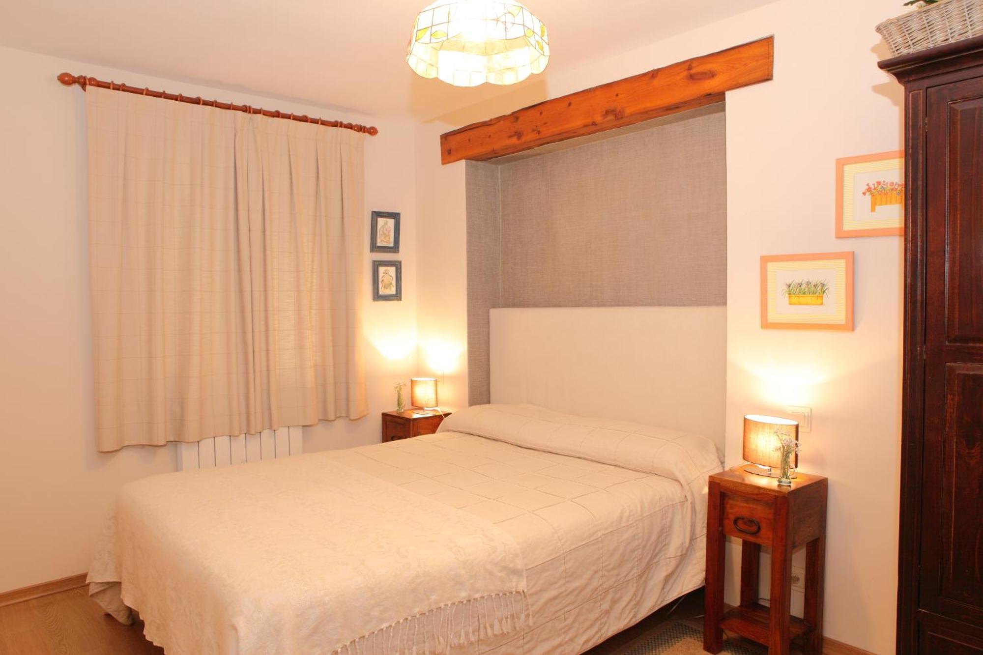 Apartamentos Alba Casa Alquesera Sahun Buitenkant foto