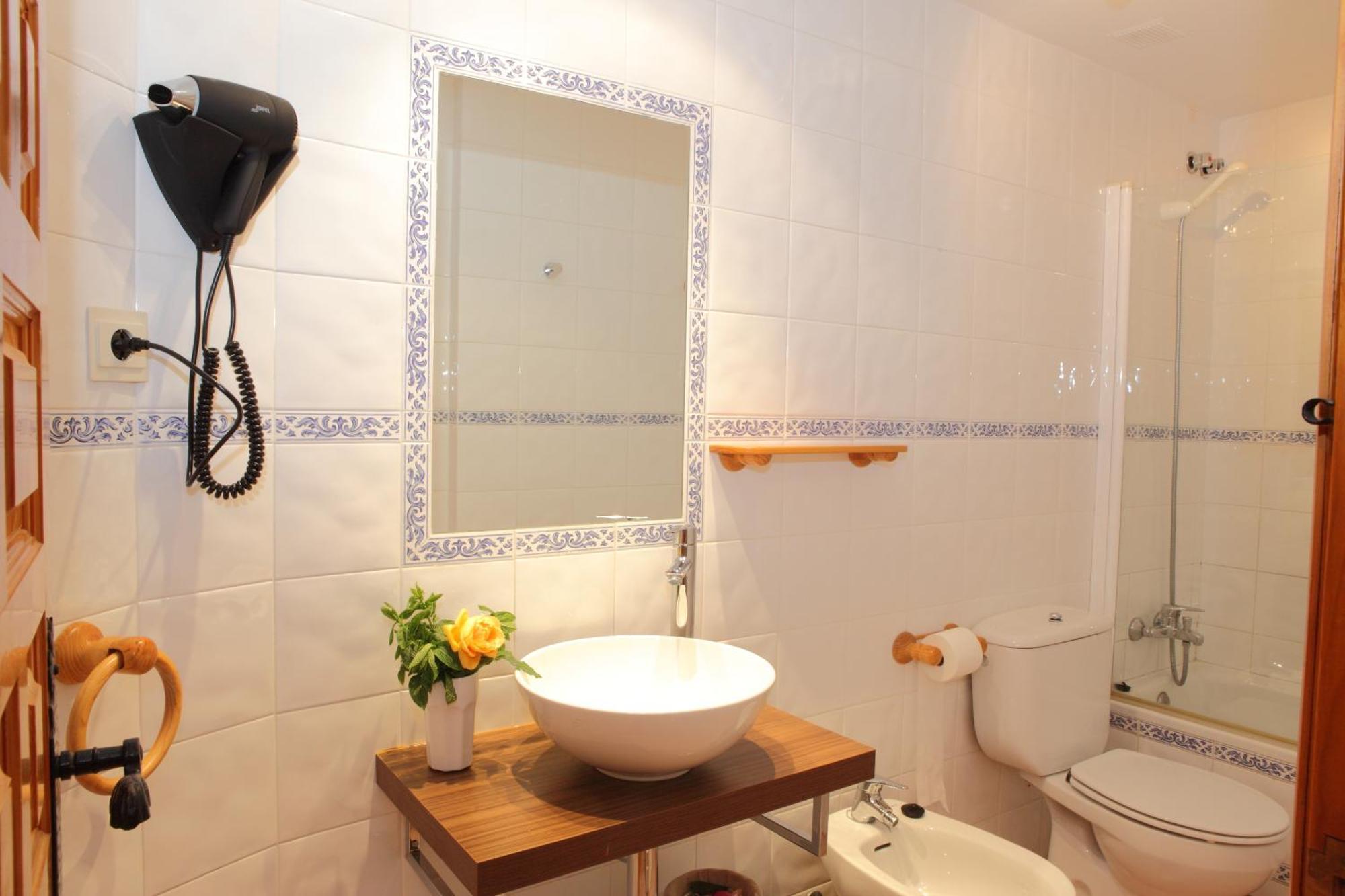 Apartamentos Alba Casa Alquesera Sahun Buitenkant foto